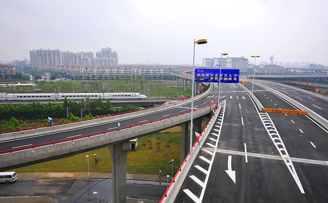 �K�ݹ��I(y��)�@�^(q��)�߼�